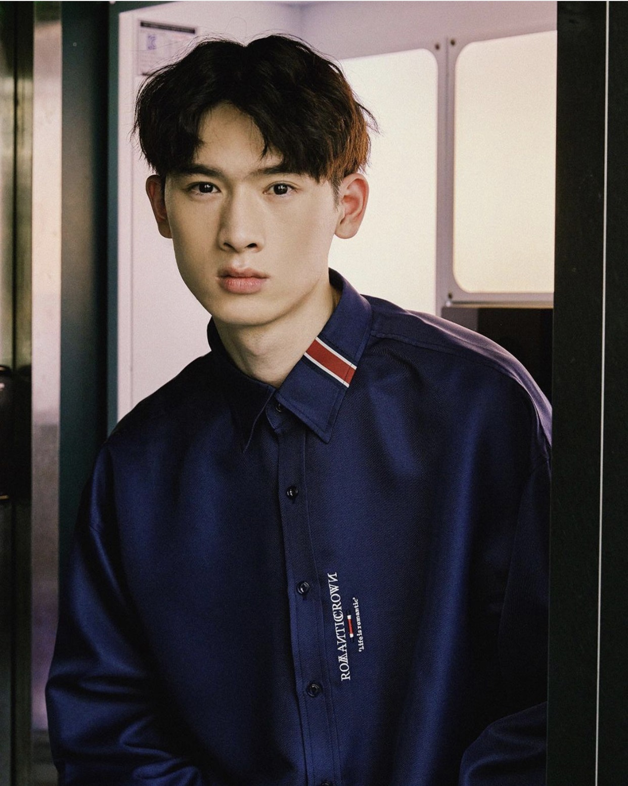 韩国RC袖口织带长袖衬衫