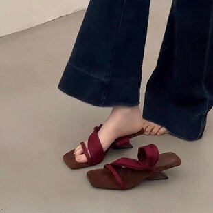 露趾高跟凉鞋 拼色复古辣妹风 韩版 女夏季 方头绒面一字带坡跟拖鞋