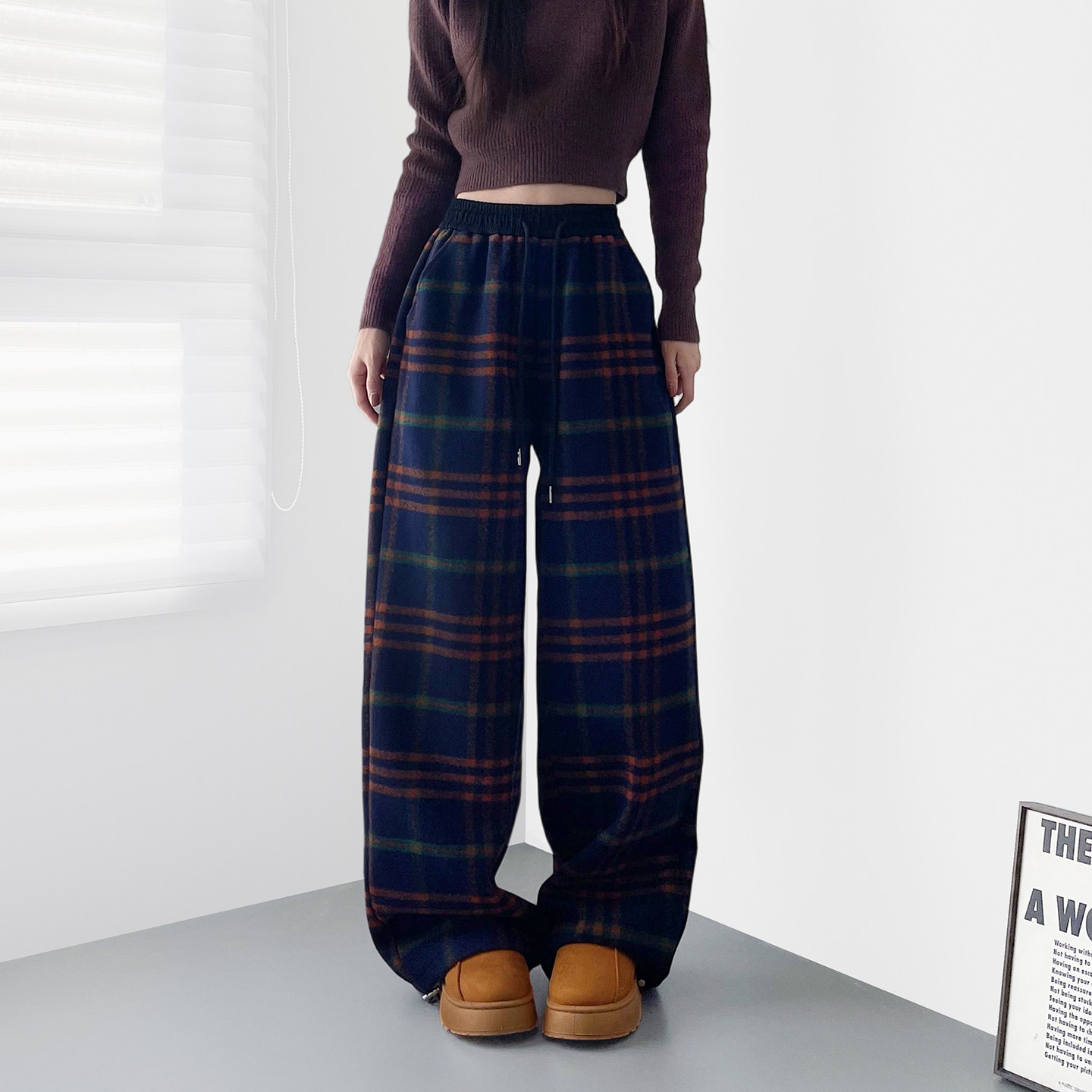 冬季加厚保暖复古格纹阔腿裤女大码胖mm显瘦抗冻个性设计感香蕉裤,女装/女士精品,大码裤装,淘宝优惠券,粉丝福利购,淘宝优惠卷