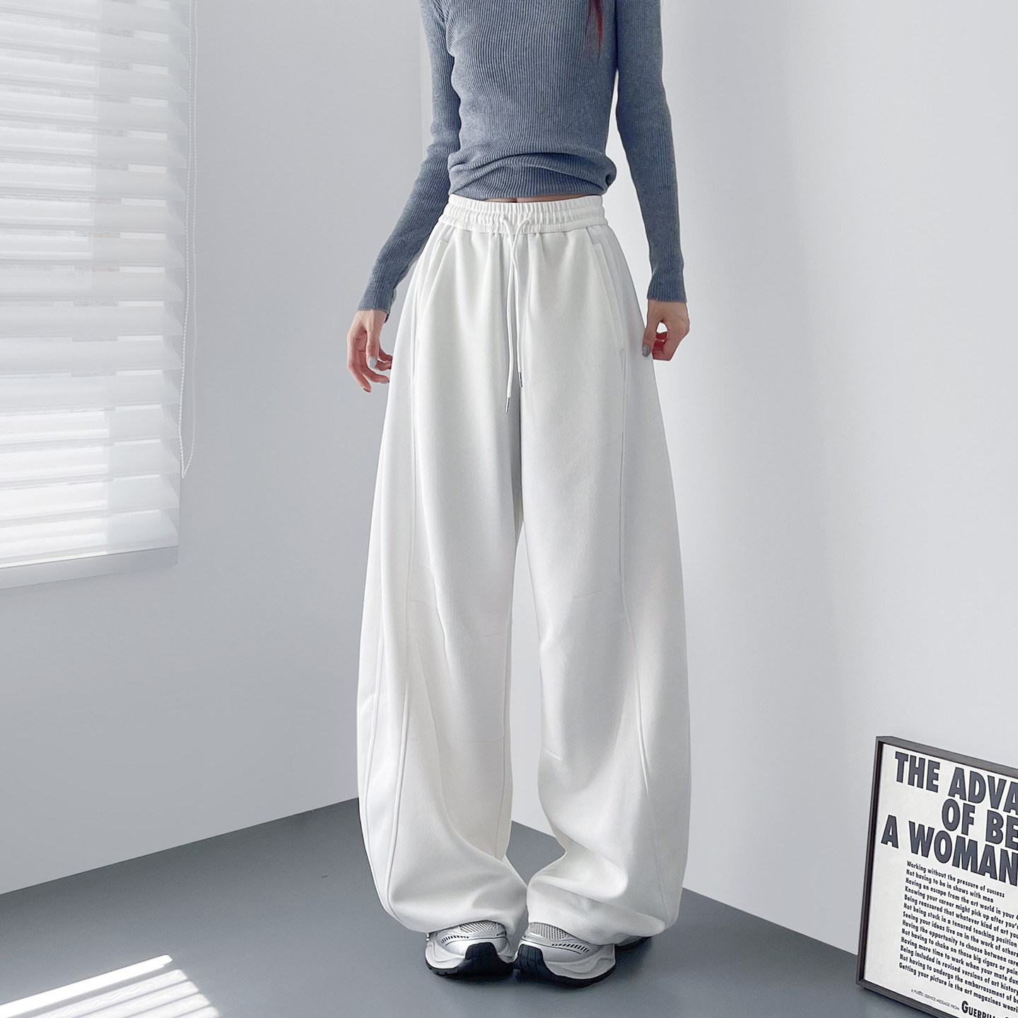 白色高腰软糯阔腿裤女秋季新款胖mm大码显瘦慵懒风直筒垂感运动裤,女装/女士精品,大码裤装,淘宝优惠券,粉丝福利购,淘宝优惠卷