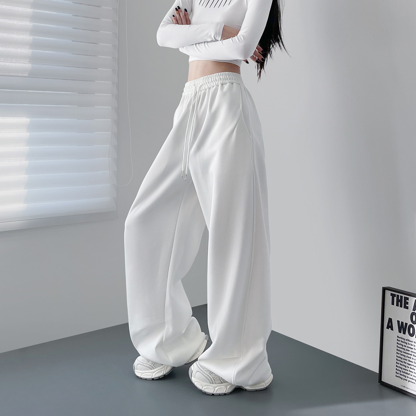 白色奶芙软糯休闲卫裤女2026春季新款大码胖mm显瘦慵懒运动阔腿裤,女装/女士精品,大码裤装,淘宝优惠券,粉丝福利购,淘宝优惠卷