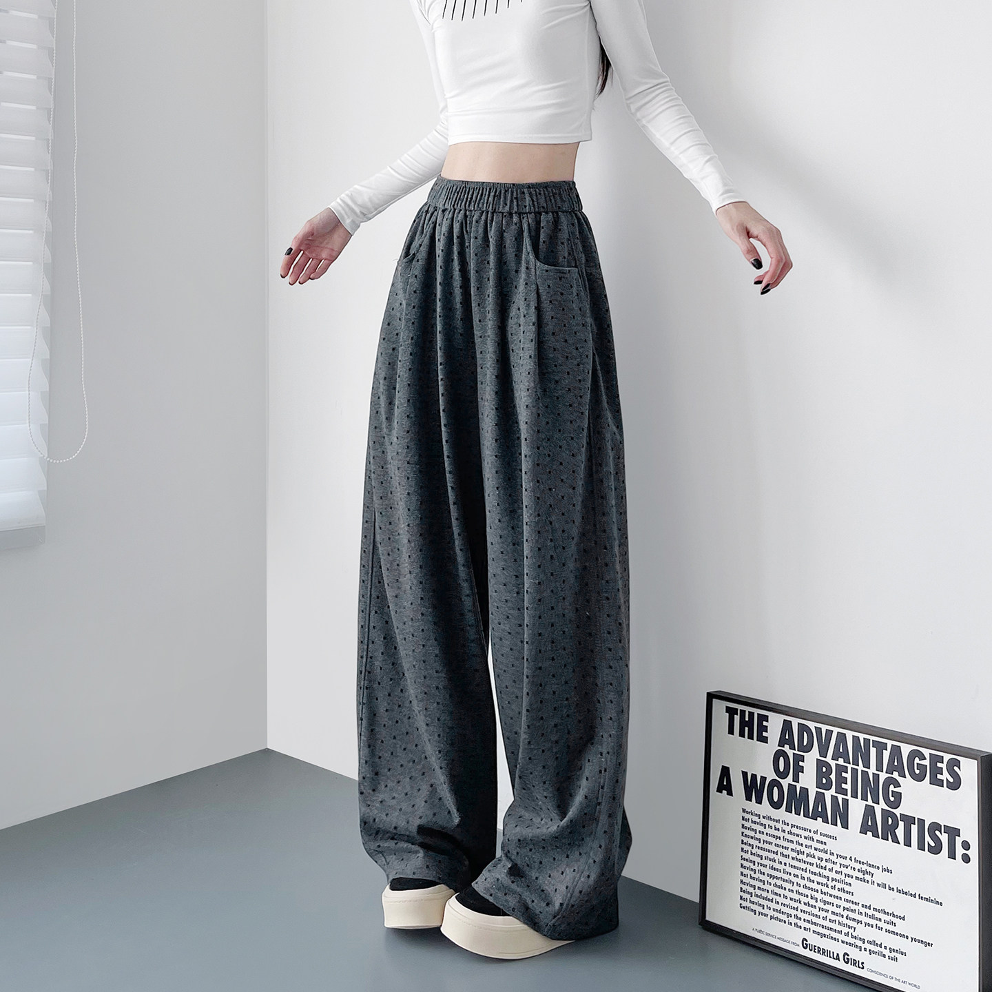 大码波点印花垂感阔腿裤女春季新款胖mm宽松显瘦慵懒设计感运动裤