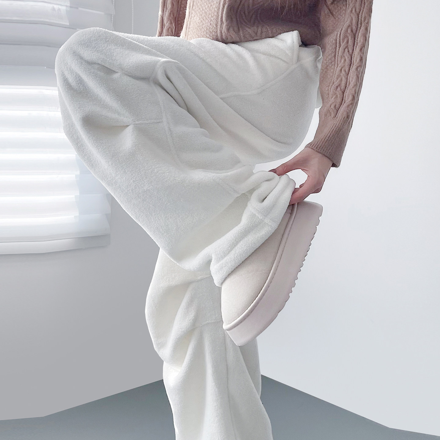 冬季保暖摇粒绒柔软阔腿裤女大码胖mm加绒加厚不臃肿软糯毛毛裤,女装/女士精品,大码裤装,淘宝优惠券,粉丝福利购,淘宝优惠卷