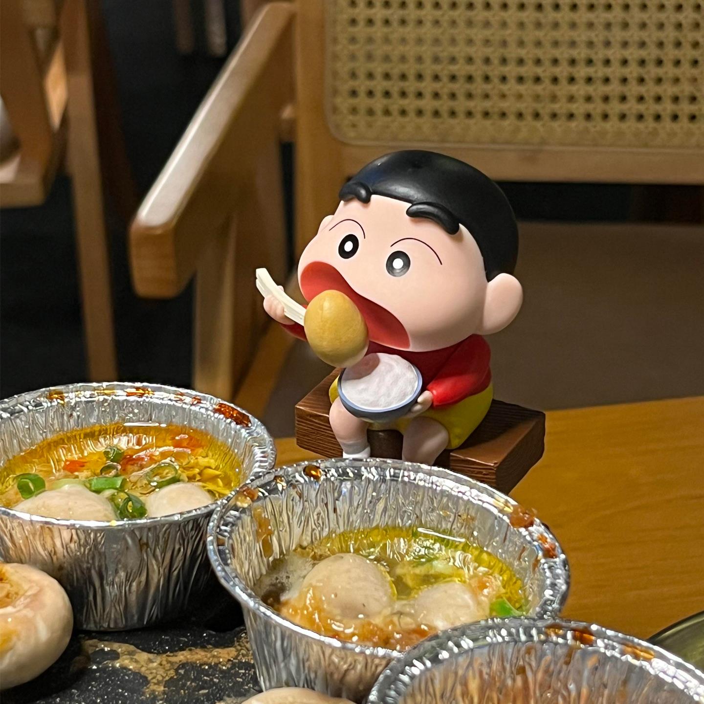 我的饭搭子 | 蜡笔小新摆件桌面客厅玄关装饰礼物提升幸福感小物