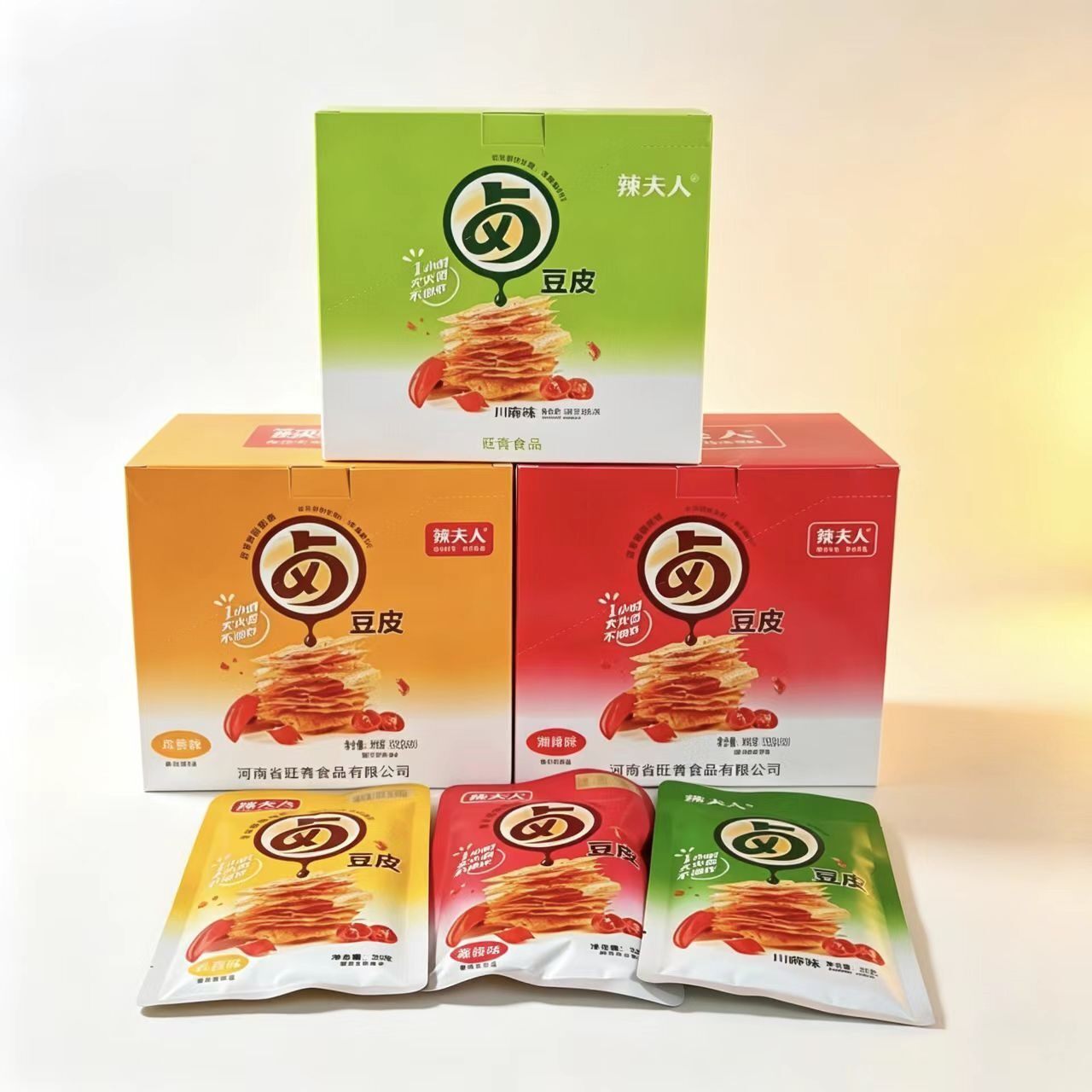 新货辣夫人卤豆皮辣条麻辣零食休闲即食小吃经典五香豆干卷小包装
