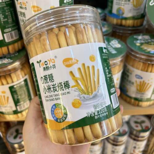 新货两颗小牙小米炭烧棒饼干零食0蔗糖细条手指饼干高钙DHA棒饼芝