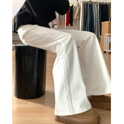 白色微喇牛仔裤女2025秋冬新款大码胖mm显瘦宽松不贴腿加绒喇叭裤