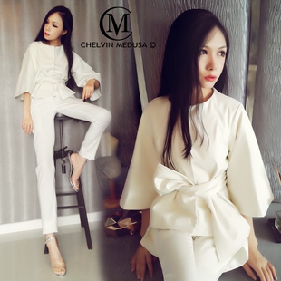 女士时尚 2020秋冬新款 欧洲站荷叶斗篷白色皮衣皮大衣皮夹克新款