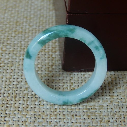 缅甸天然A货翡翠糯种飘花戒圈