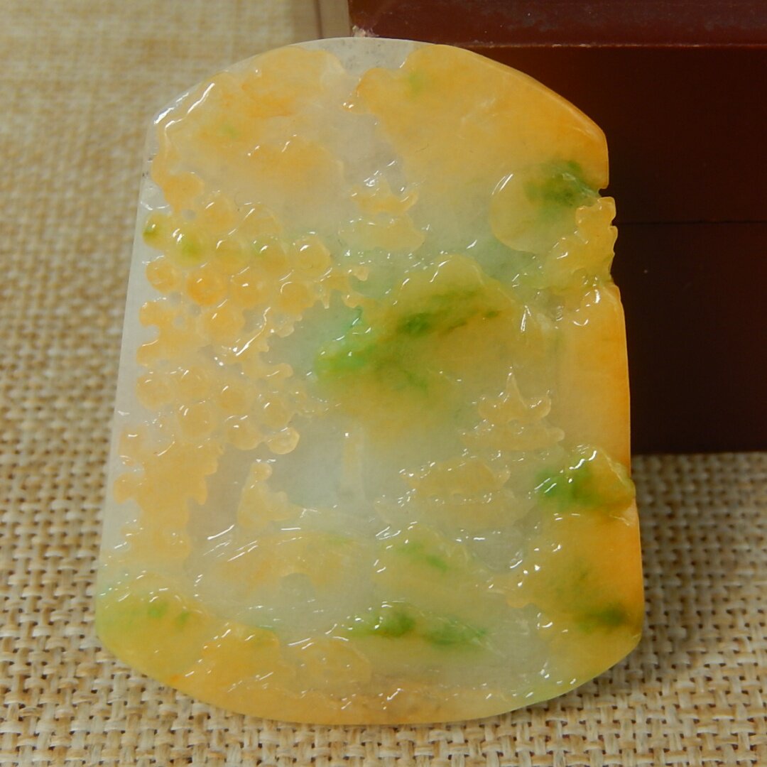 缅甸A货翡翠原石明料玉石毛料冰糯种大马坎黄加绿山水牌挂件K9047