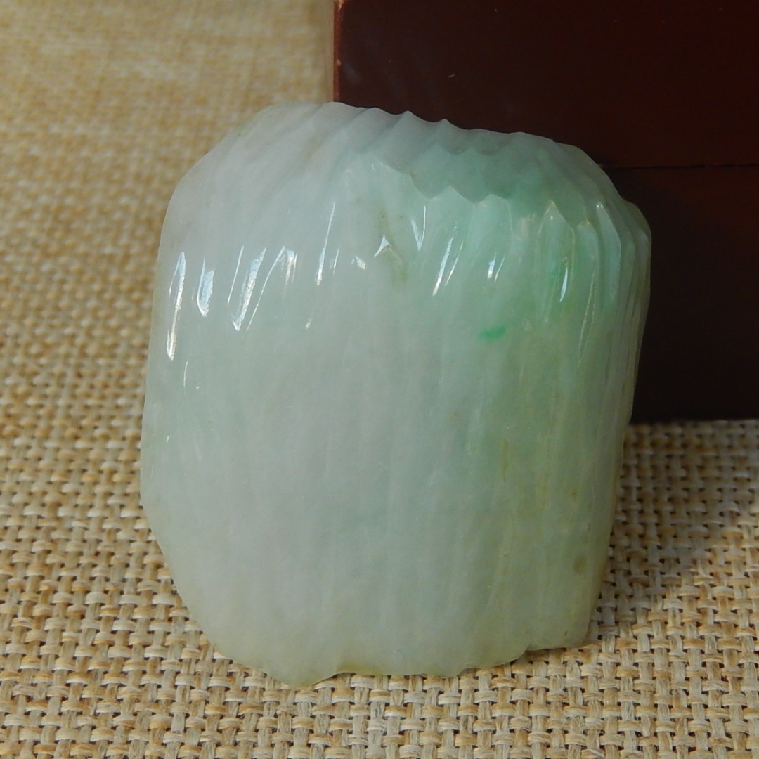 缅甸天然A货翡翠原石明料玉石毛料冰糯种飘绿料子边角料挂件K7131