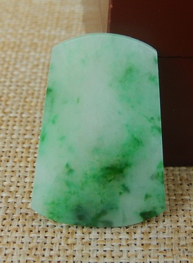 缅甸天然A货翡翠原石半明料玉石冰糯种飘绿片料无事牌边角料K5585