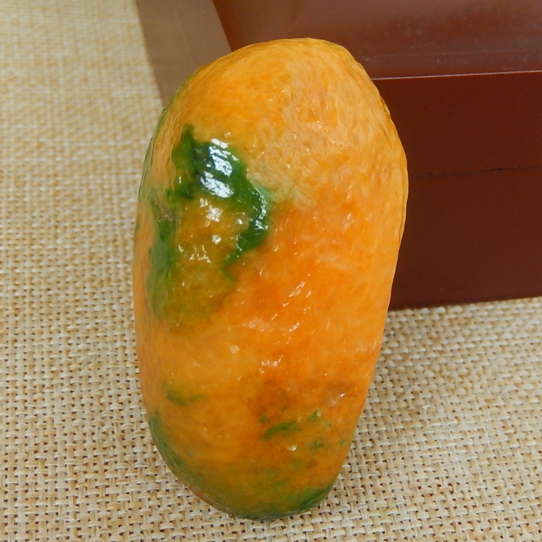 缅甸A货翡翠原石半明料玉石毛料大马坎黄加绿料子边角料挂件K6424