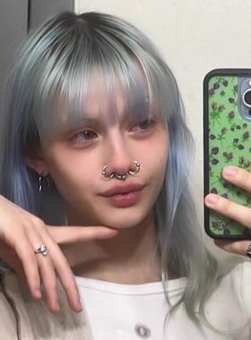 WFWE联名春日紫玫瑰绿底色Purple Posie Rosie适用苹果iPhone16/15/14/13ProMax/Plus手机壳12WF防摔保护套17