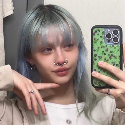 WFWE联名春日紫玫瑰绿底色Purple Posie Rosie适用苹果iPhone16/15/14/13ProMax/Plus手机壳12WF防摔保护套17