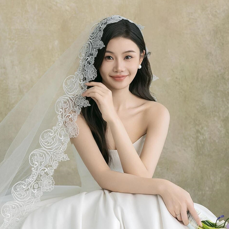 法式蕾丝花边头纱高端奢华旅拍轻婚纱长头纱超仙森系造型拖尾头纱