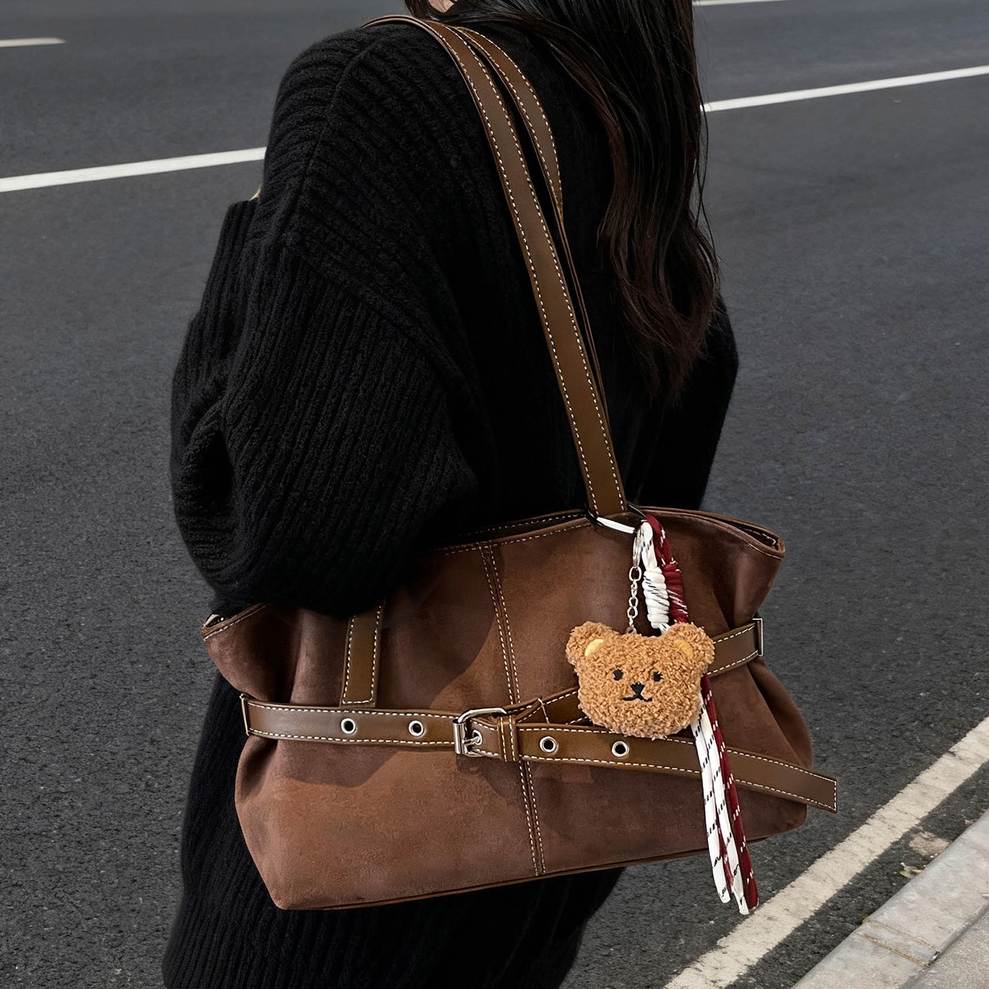 爆款美拉德复古磨砂小包包女2025新款通勤百搭单肩腋下手提托特包