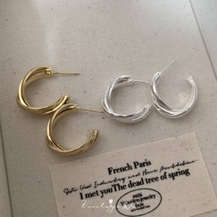「几何经典 极简高级复古百搭素圈小巧扭曲金银耳环耳圈耳夹 」法式