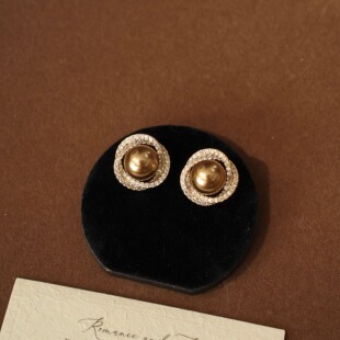 「奥黛丽」法式复古高级感小众独特气质百搭轻奢棕色珍珠耳环耳夹