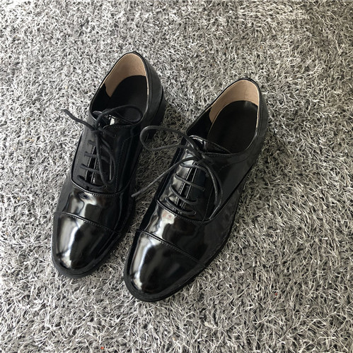 东大门韩国漆皮系带圆头休闲单鞋