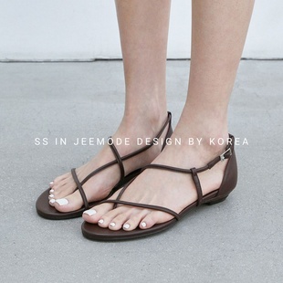 夹趾百搭凉鞋 细带组合简约小低跟舒适个性 新款 小池在首尔25年夏季