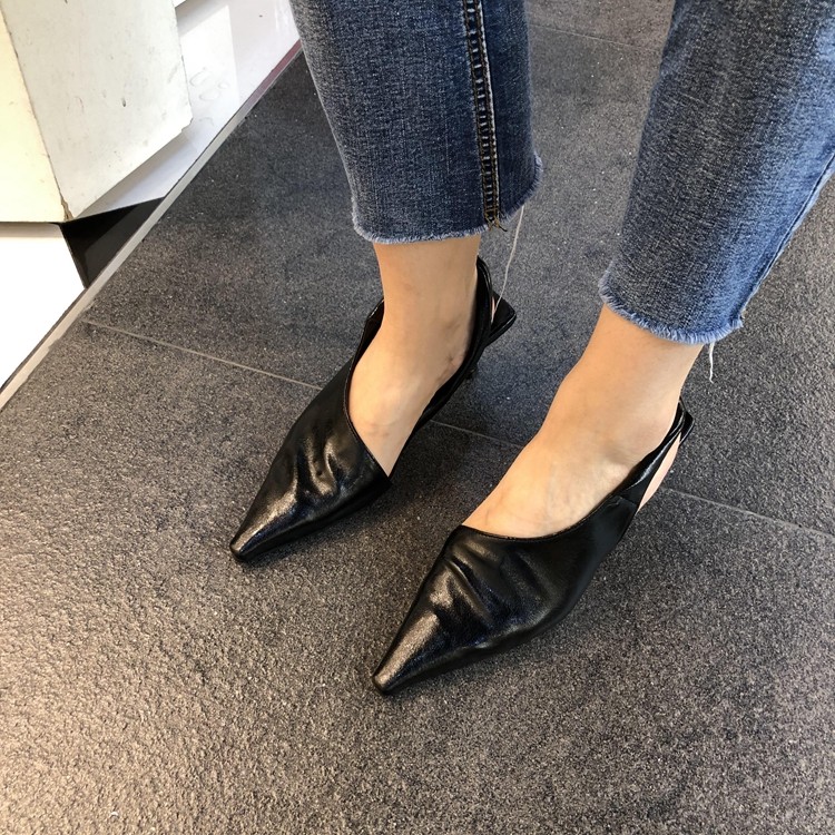 小池在首尔2023秋新款欧美风尖头中口不对称后绊带猫跟中跟凉鞋女,女鞋,时装凉鞋,淘宝优惠券,粉丝福利购,淘宝优惠卷