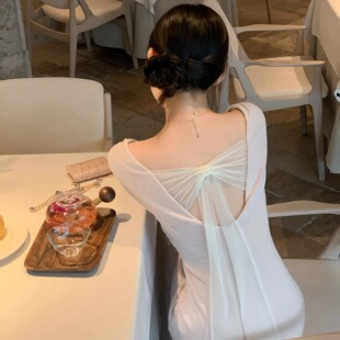 YETINGXI 维纳斯/加厚露背针织蝴蝶结连衣裙收腰显瘦长裙