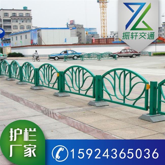 城市人行道路护栏围栏公路交通设施隔离栏马路防撞护栏市政护栏杆