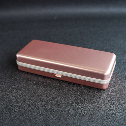 高档铝制金属眼镜盒简约抗压便携男女方形老花近视太阳墨镜收纳盒