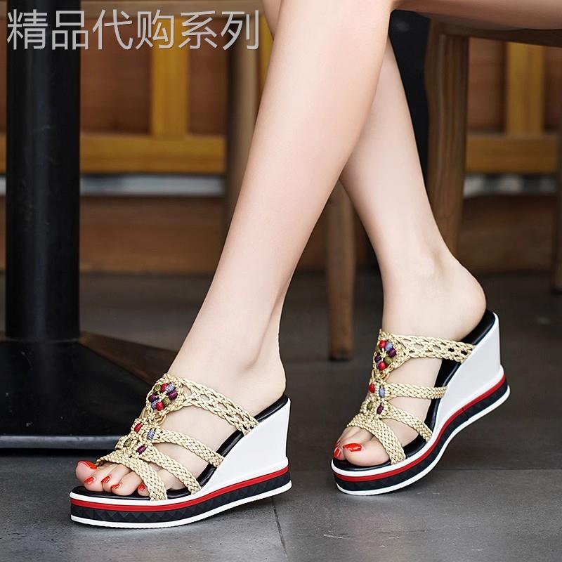 真皮坡跟软底凉拖鞋女2026夏季新款韩版百搭编织带民族风鞋高跟拖