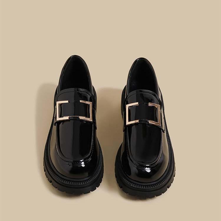 香港真皮亮面厚底乐福鞋女秋季2025年新款一脚蹬单鞋英伦风小皮鞋