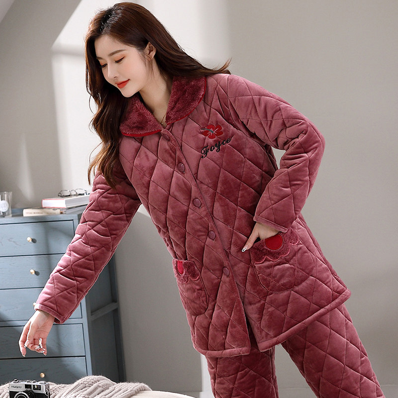 睡衣女士冬季珊瑚绒三层加厚夹棉中老年法兰绒妈妈装家居服秋冬款
