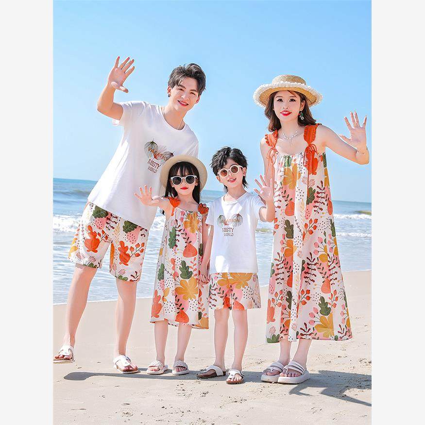 三亚度假亲子装一家三口四口情侣套装2025新款海边母女连衣裙夏装