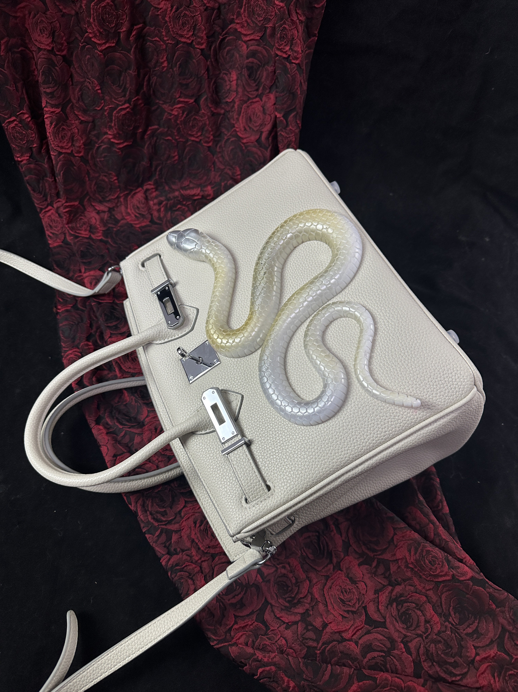 illusory snake荔通用款女包