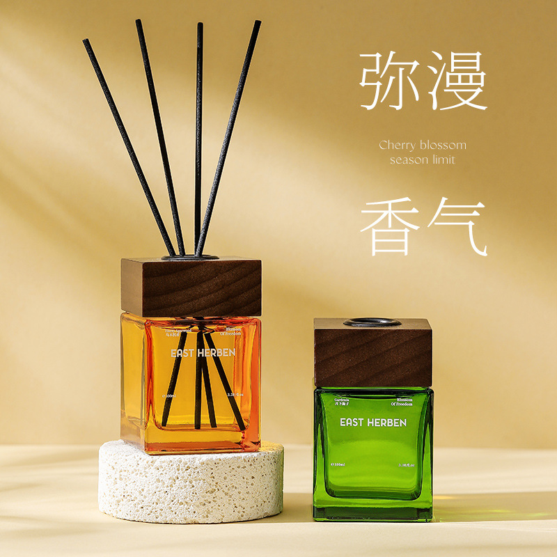 新款花香室内创意玻璃无火香薰客厅厕所持久空气清新香薰藤条摆件