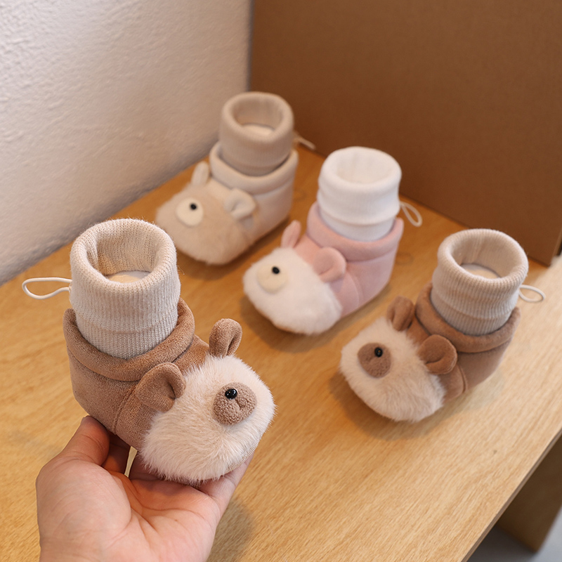 婴儿鞋袜冬季加绒软底防掉厚棉鞋