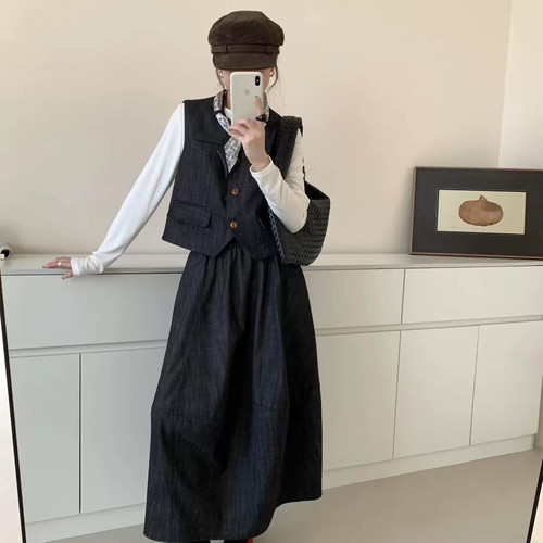 多多老钱风复古气质V领马甲+半身裙两件套套装(配丝巾)YS1-w1876