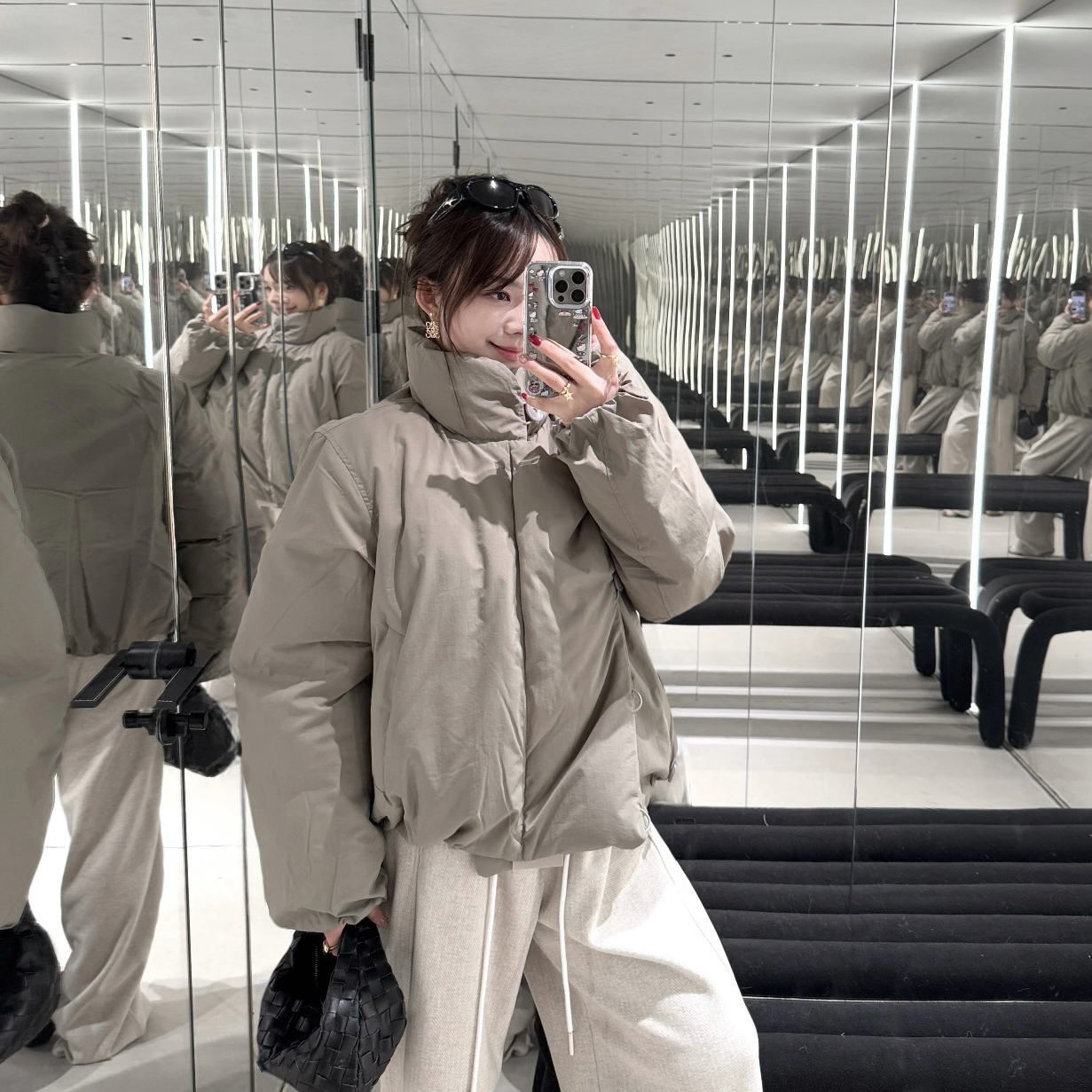 多多设计简约百搭立领宽松保暖羽绒服外套36224