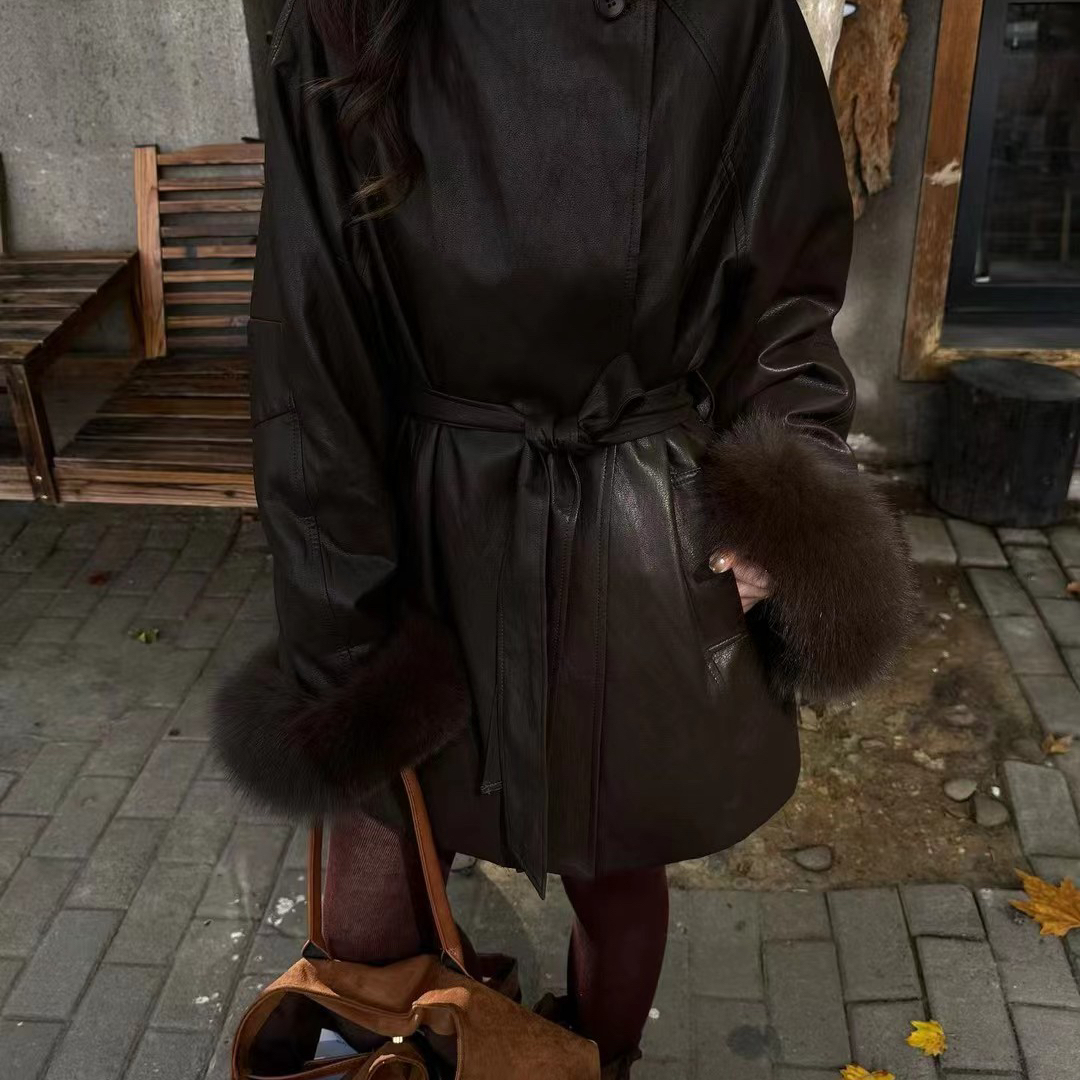 多多小众杭州站-修身保暖羽绒服外套(配狐狸毛可拆卸腰带)85269H