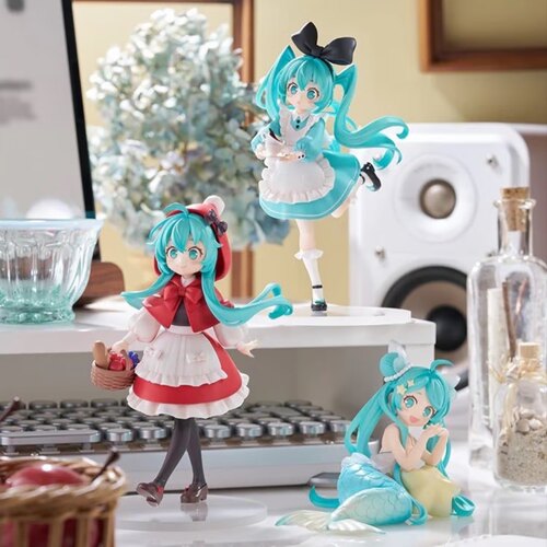 现货初音未来桌面童话爱丽丝手办