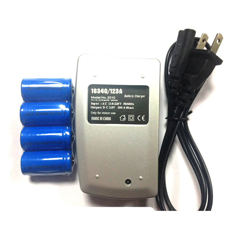 四电一充套装：CR123A/16340 强光手电/夜视仪电池 3V 锂充电电池