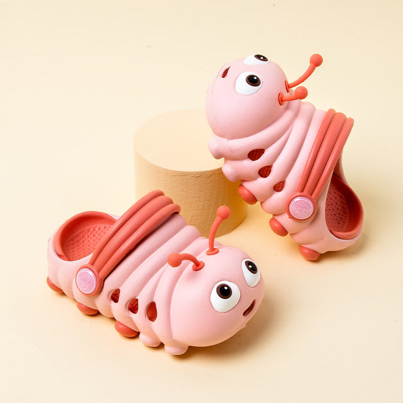 小鹿米利儿童拖鞋女童夏季毛毛虫新款海边外穿防滑男小宝宝洞洞鞋