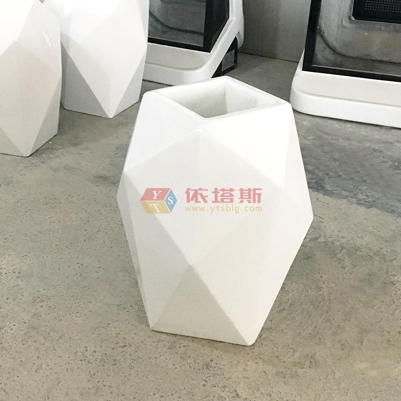 依塔斯玻璃钢菱形花盆落地式户外商场酒店售楼部广场花卉盆景耐候
