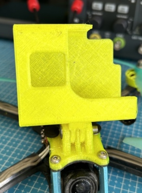 狗笼狗8 gopro8相机保护套狗座穿越机打印件