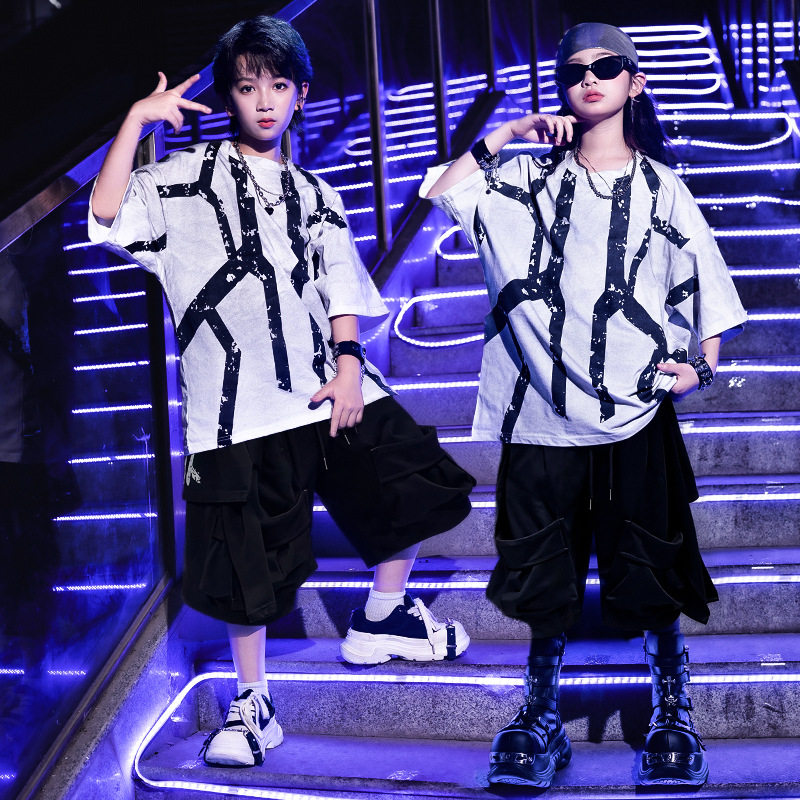 新款儿童演出服架子鼓演出服男童hiphop街舞潮服女童舞蹈表演套装图片