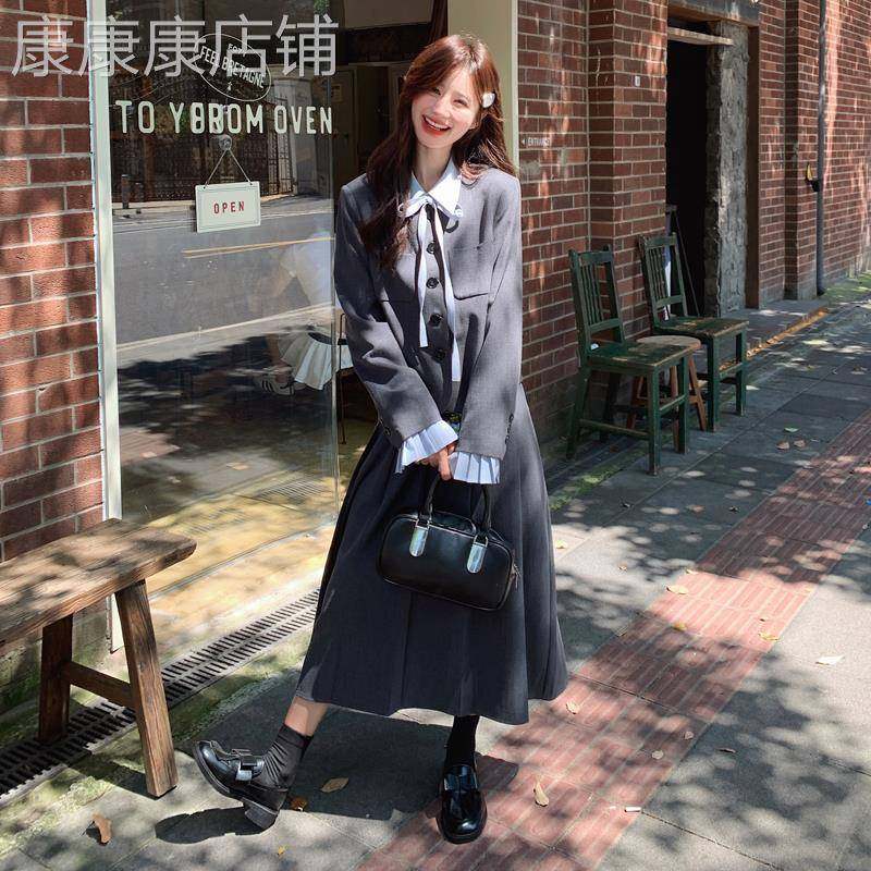灰色学院风西装套装裙女2025秋季新款蝴蝶结衬衫百褶半身裙三件套