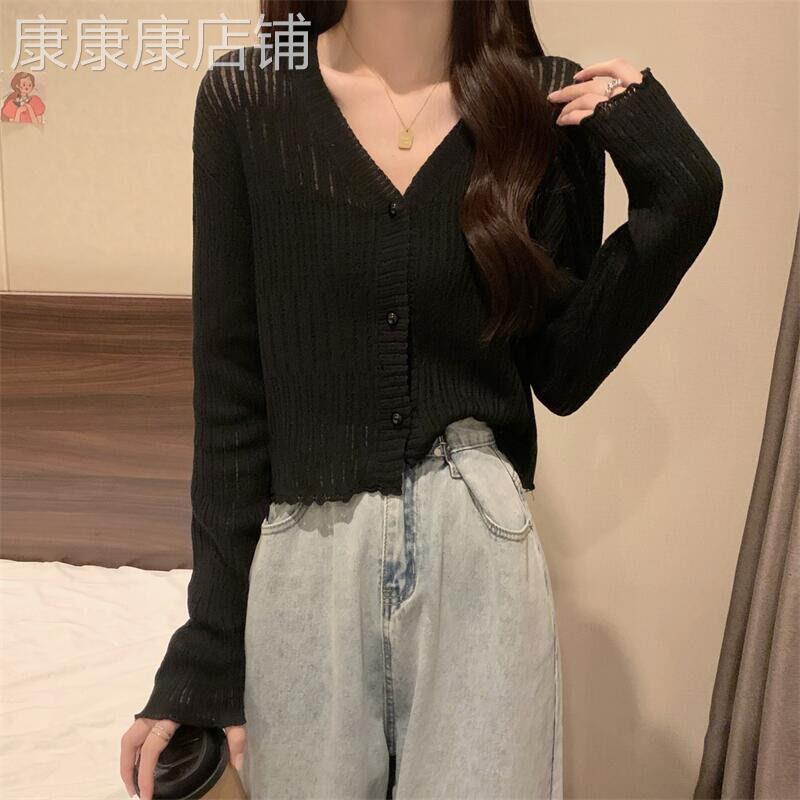 黑色V领针织开衫外套女夏季薄款2026年新款吊带外搭罩衫短款上衣