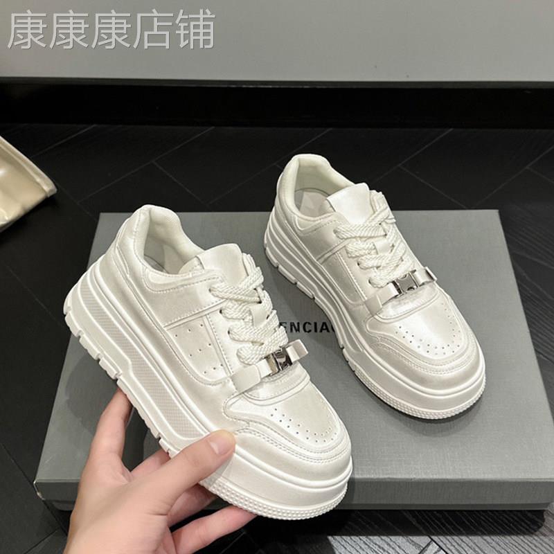 香港真皮百搭小白鞋女款2026新款春季爆款白色休闲厚底板鞋ins潮