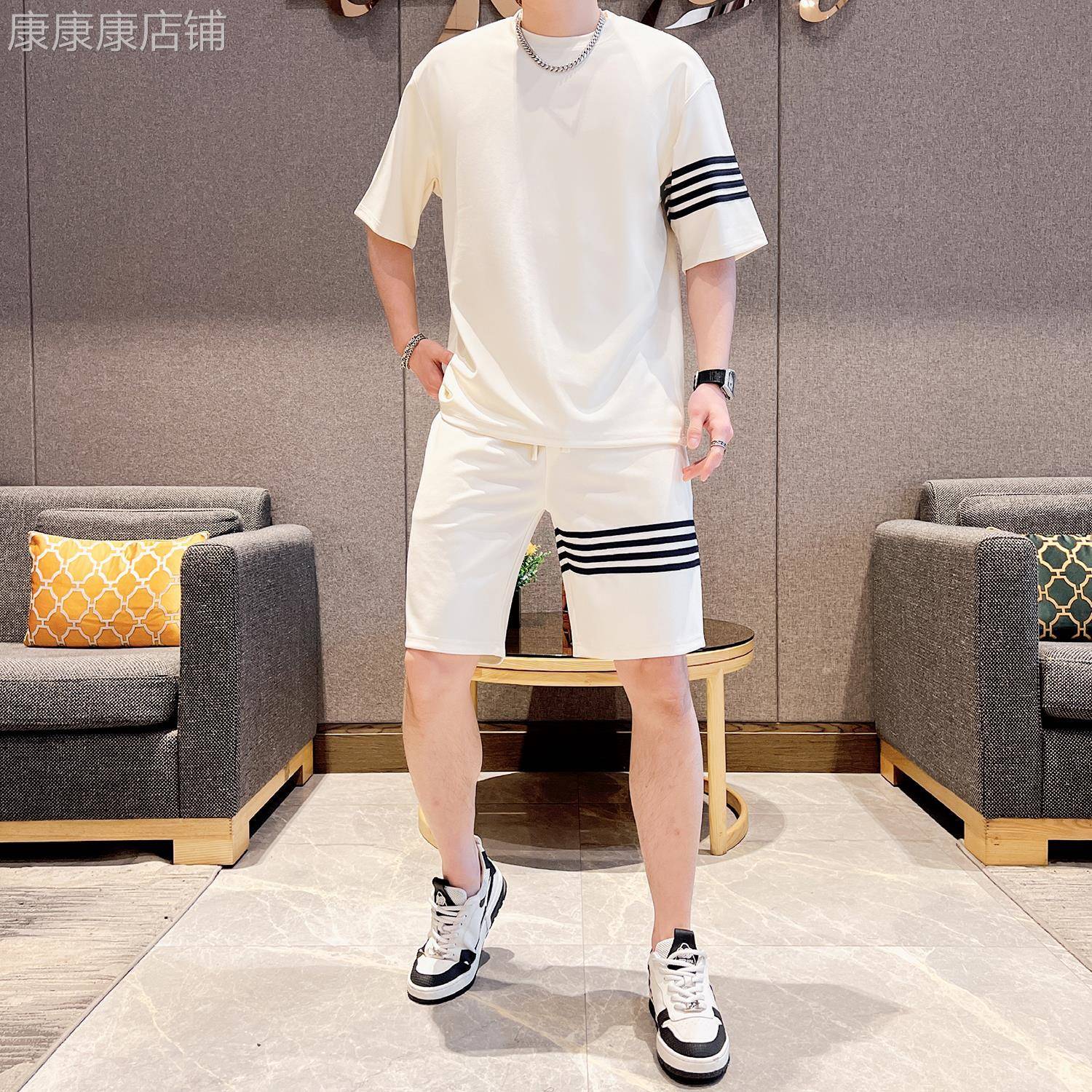 运动套装韩版青年男士休闲短袖短裤帅气夏季新款搭配时尚男两件套