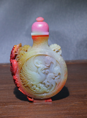 盐源玛瑙精品龙凤呈祥宝瓶摆件